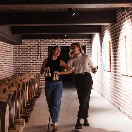 Kodas Hubane Iglumajutus Jaerve Kaldal Apartman