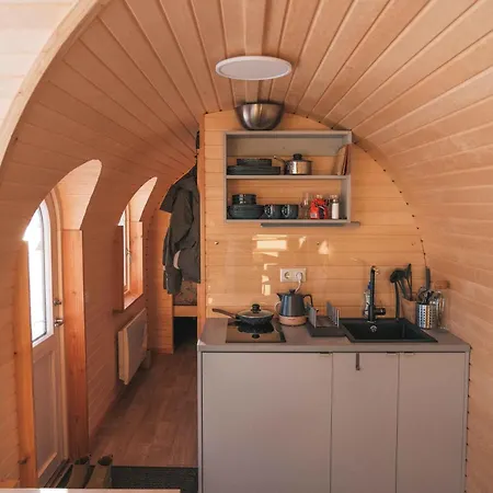 Kodas Hubane Iglumajutus Jaerve Kaldal Valgjarve